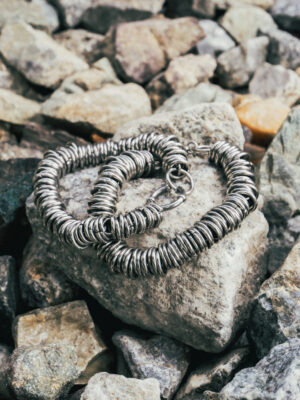 Photo 14-7-2569 BE, 16 14 10 Loopy Chain Bracelet